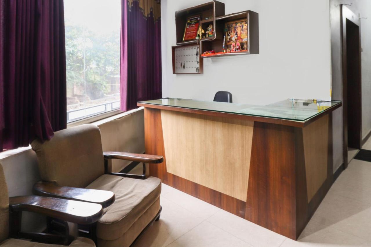 Oyo 69402 Yogeshwar Dhaam Hotel Vrindávan Kültér fotó