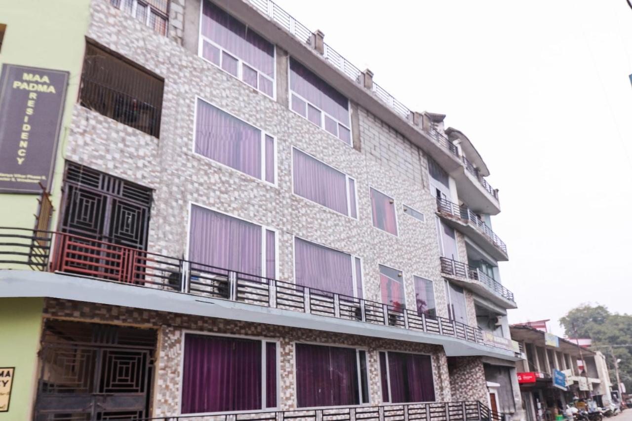Oyo 69402 Yogeshwar Dhaam Hotel Vrindávan Kültér fotó