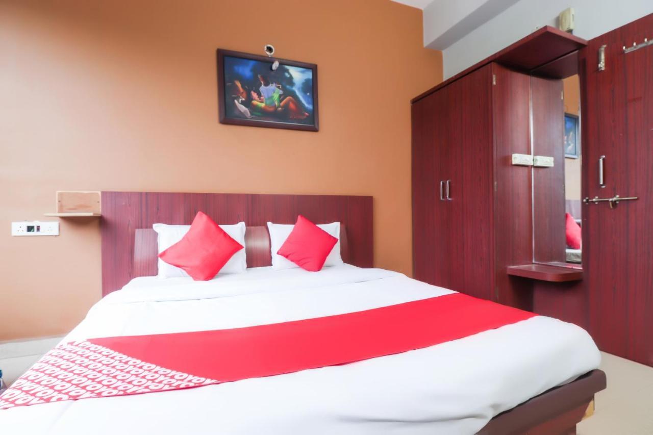 Oyo 69402 Yogeshwar Dhaam Hotel Vrindávan Kültér fotó