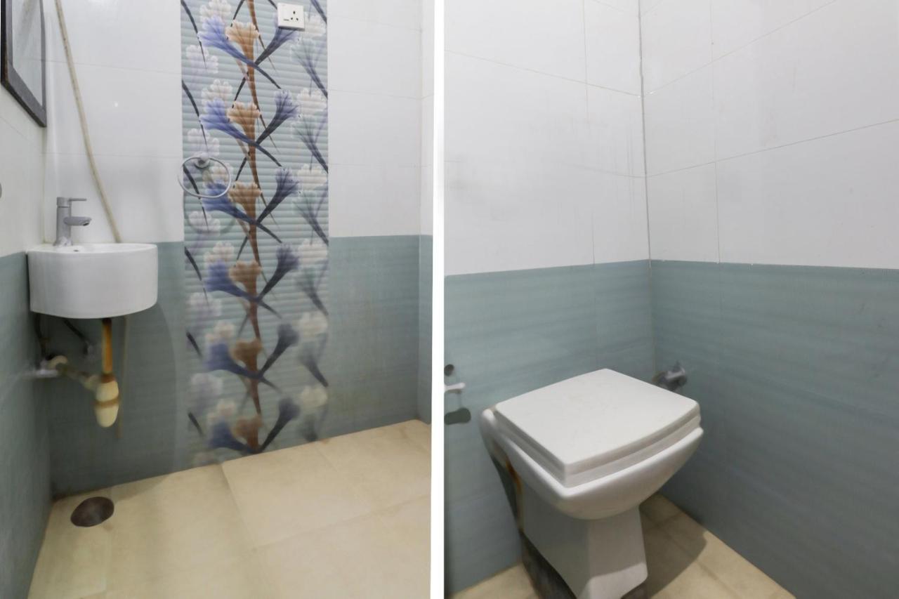 Oyo 69402 Yogeshwar Dhaam Hotel Vrindávan Kültér fotó