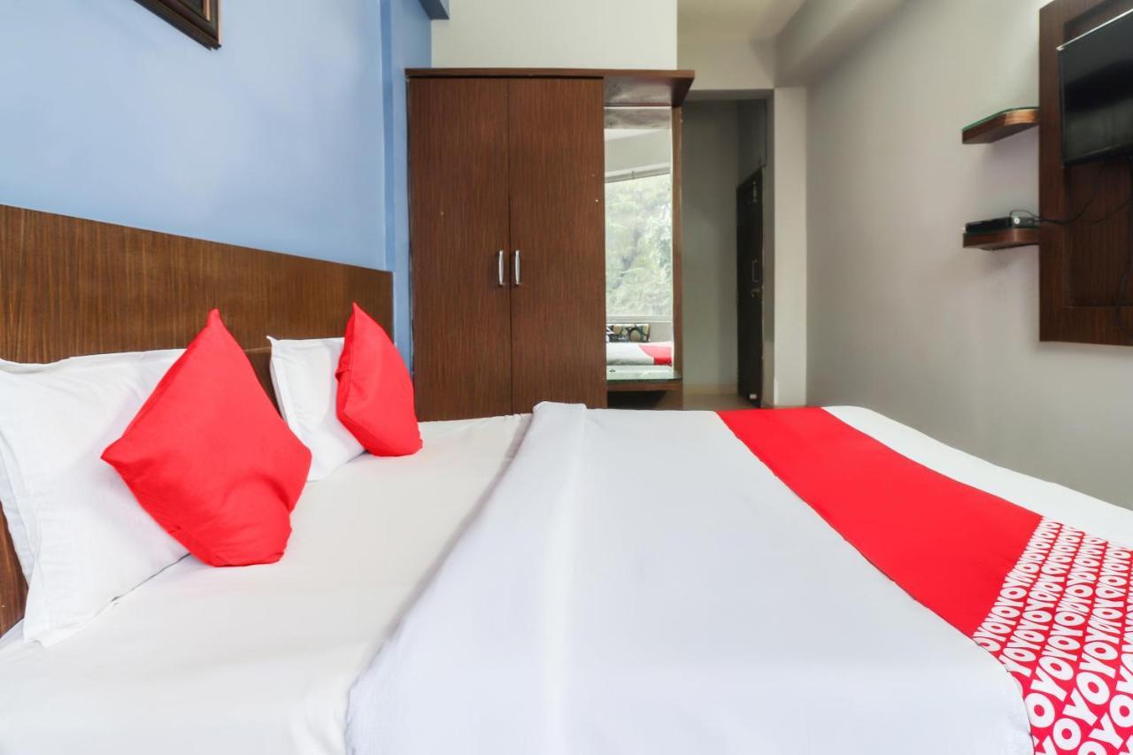 Oyo 69402 Yogeshwar Dhaam Hotel Vrindávan Kültér fotó