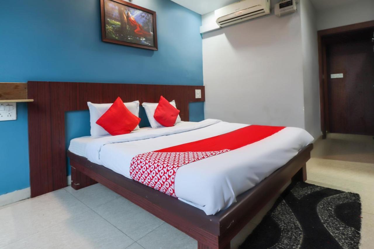 Oyo 69402 Yogeshwar Dhaam Hotel Vrindávan Kültér fotó